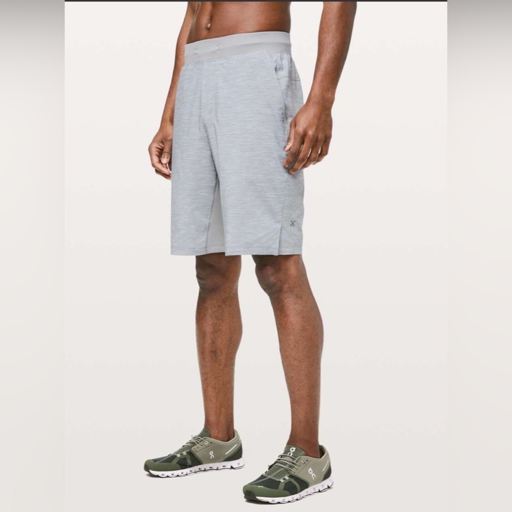 Lululemon ($58US) T.H.E. Short *Linerless 11"
Heather Allover SeaSalt Light Cast